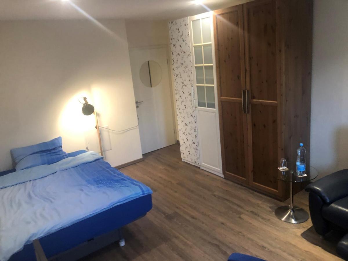 Calm Spacy Room, Own Modern Bath, Near Center, To 1 Person Or A Couple - Not Suitable For Craftsmen, Not Accepted - Privatly Rented ニュルンベルク エクステリア 写真